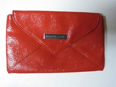 Red Holiday Clutch - Limited Mary Kay Metro Chic Collection : Amazon.in ...