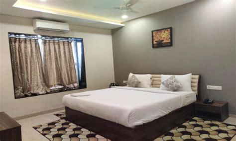 Hotel Visawa Palace, Aundha Nagnath - Photos, Reviews, Updated Prices