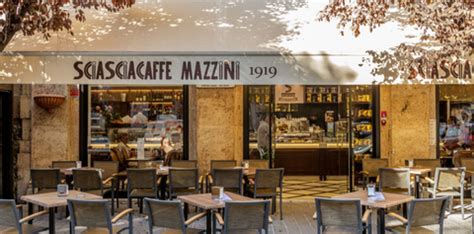 5 Cafes in Italy That'll Make You Want to Book a Flight Right Now! – Matrix