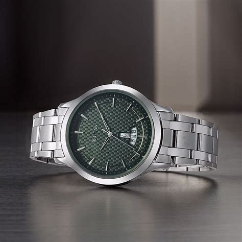 Buy Online Titan Karishma Quartz Analog Green Dial Silver Stainless ...