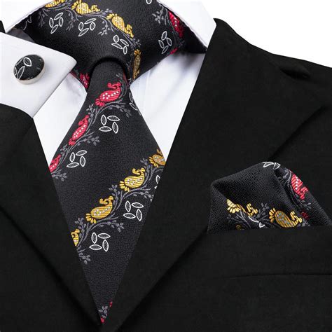 Pocket Square And Tie at Ellie Gillespie blog