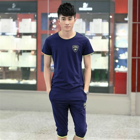 Sports Outfit 的图像结果