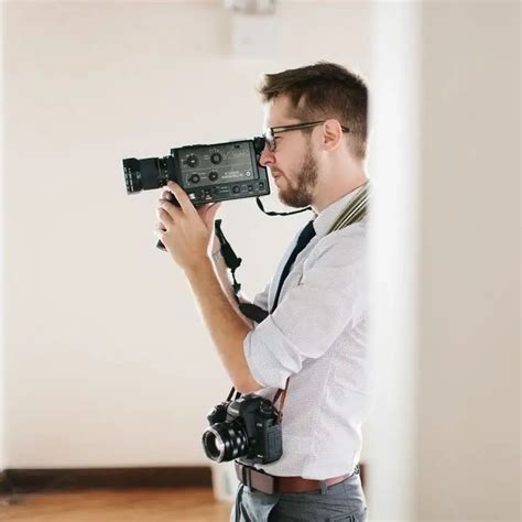 Why You Need A Wedding Videographer: Capture your day forever!