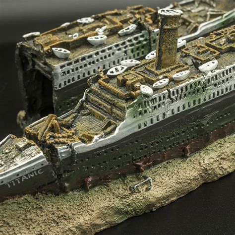 BNF AQUARIUM FISH TANK TITANIC BOAT SHIP WRECK ORNAMENT DDECORATIONS ...