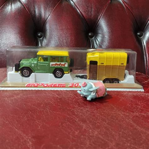 Promo Majorette Hardtop Land Cruiser Fj40 sticker trailer kuda coklat ...