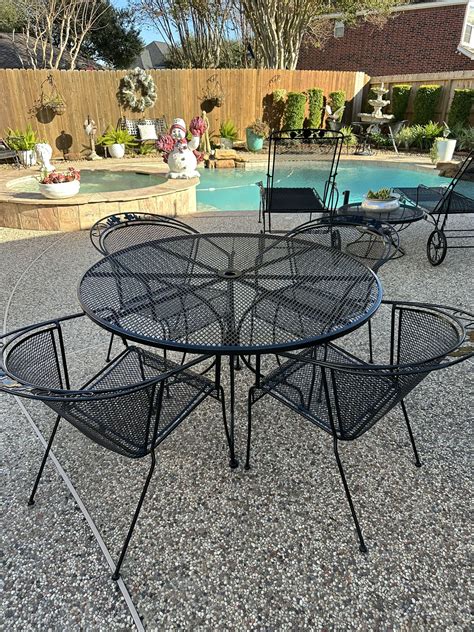 Vintage Wrought Iron Metal Patio Table 4 chairs Set for Sale in Houston ...