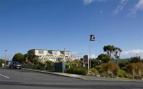 MOLYNEUX HOUSE (Kaka Point) - B&B Reviews, Photos, Rate Comparison ...