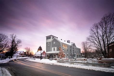 AUBERGE SUTTON BROUËRIE (Quebec) - Hotel Reviews, Photos, Rate ...