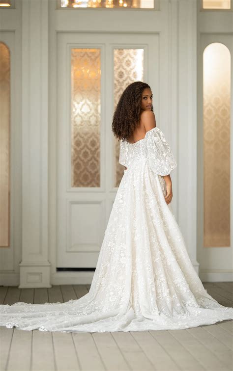 Sheer Voluminous 3D Bridal Gown with Detachable Sleeves | Martina Liana Luxe Wedding Dresses