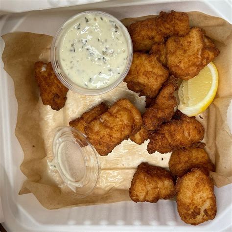 MATTAKEESE WHARF, Barnstable - Menu, Prices & Restaurant Reviews ...