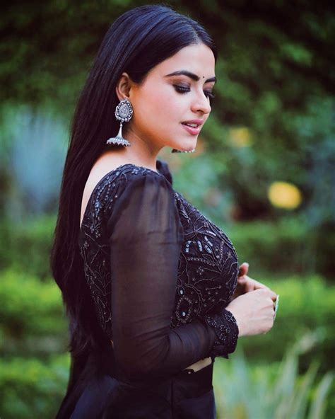 Simi Chahal HD Latest Pics | Images | Wallpapers