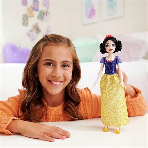 Disney Princess Snow White Fashion Doll Review - Toy Reviews