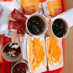Burger King - Fast food restaurant - Surat - Gujarat | Yappe.in