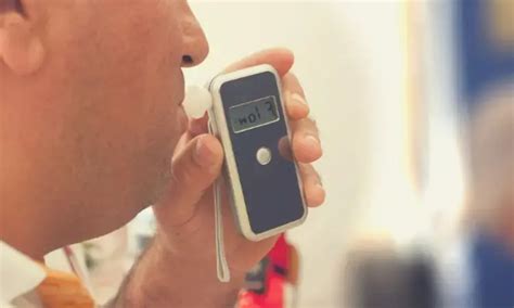 Breath ketone analyzers non-invasively detect ketosis in adults with ...