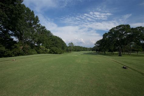 Oakbourne Country Club: Oakbourne | Golf Courses | GolfDigest.com