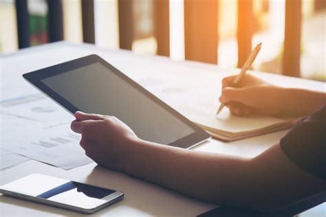 Everything About Report Writing Course for Class 7 Kids! | PlanetSpark