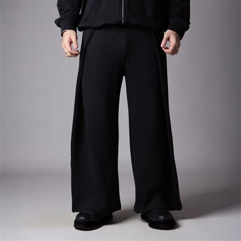 BLACK EXTRA PANEL SWEATPANTS – Hophead