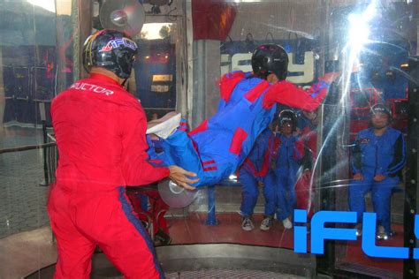 iFly Orlando Indoor Wind Tunnel - Indoor Skydiving Experience in ...