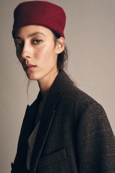 100% WOOL TURN-UP BEANIE - Burgundy | ZARA India