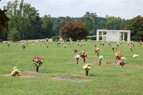 Crestview Memorial Gardens | Fasci Garden