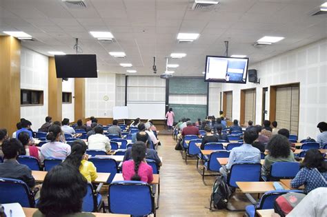 School of Mathematics | IISER TVM