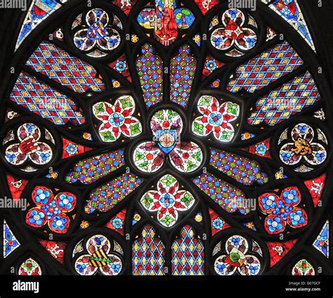 Gothic stained glass windows hi-res stock photography and images - Alamy