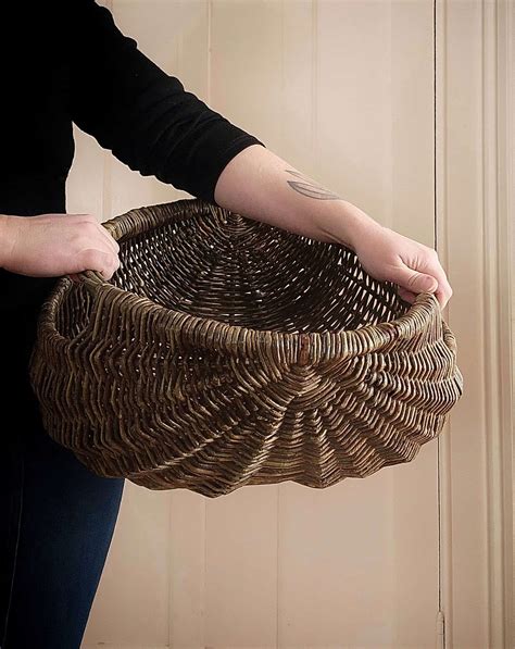 Rib Style Willow Harvest Basket - Sanborn Mills Farm