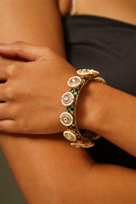 Pattabi Gokhru Meenakari Gold Kada Bangle – Attrangi