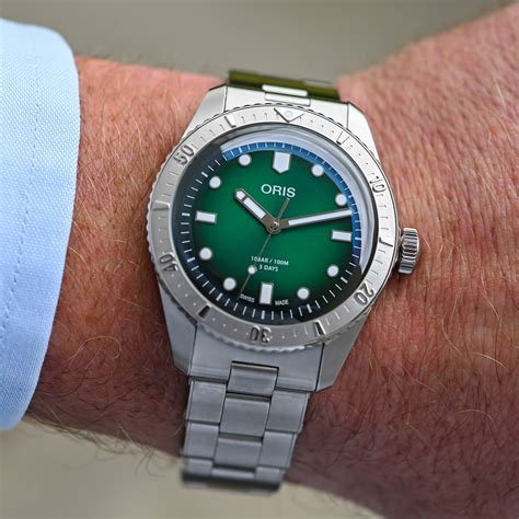 First Look: The new Oris Divers Sixty-Five Calibre 400 38mm