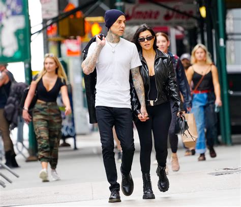 Travis Barker and Kourtney Kardashian's Relationship Is Giving Fans ...