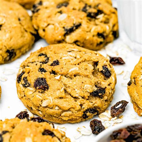 Eggless Oatmeal Raisin Cookies - Mommy's Home Cooking
