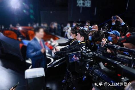 采访 的图像结果