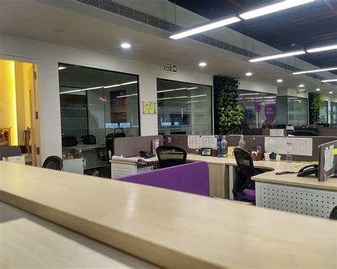 OTIC GLASS PARTITIONS