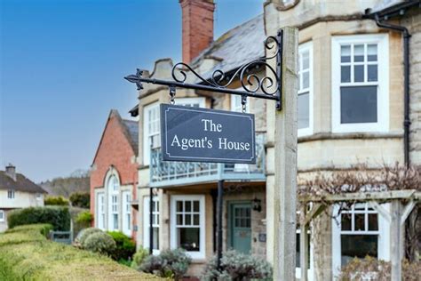 THE AGENT'S HOUSE BED AND BREAKFAST (Whitney-on-Wye) - B&B Reviews ...