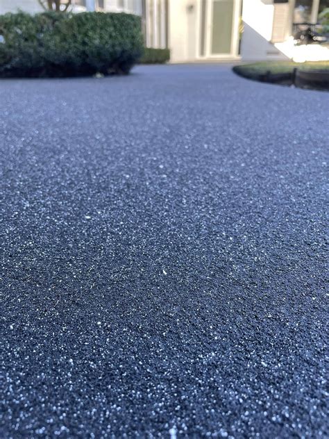 Concrete Resurfacing Driveway with a Fleck To the Top Colour - Wizcrete