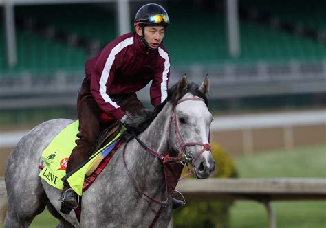 How Much Do The Kentucky Derby Jockeys Weigh? There Are Strict Rules