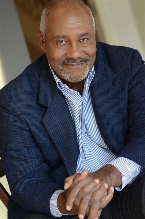 Thom Gossom Jr. | Doblaje Wiki | Fandom