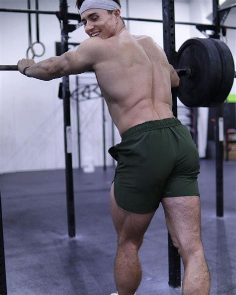 Crazzy Monday - FITNESS & BODYBUILDING | Lifestyle & Thinking: PRO BODYBUILDER - Denis Samsonov