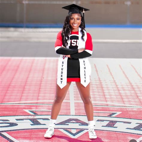 Valdosta State Cheer | Valdosta GA