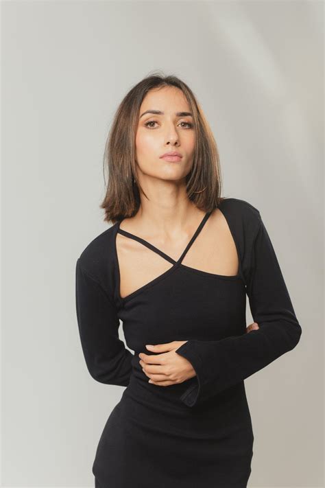 X Sleeve Dress In Black | Criss Cross Halter Neck | Nolabels