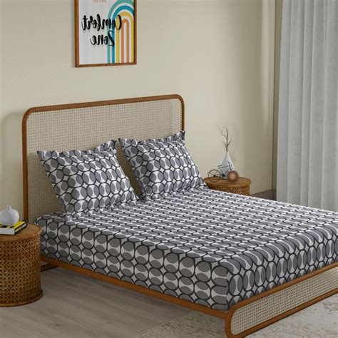 Buy STELLAR HOME Marigold Plus Cotton 128TC Printed 3Pcs Super King ...