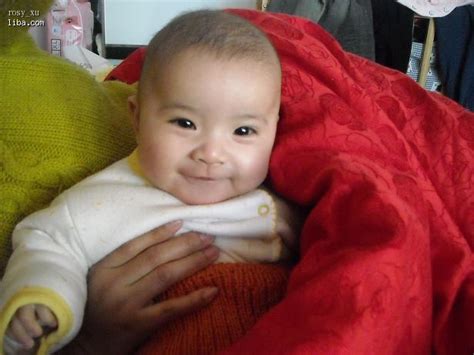 满月宝宝秀一个~~亲-婴儿期(1-12个月)-孩爸孩妈聊天室-杭州19楼