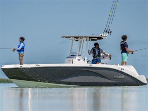 2025 Yamaha Marine 222 FSH Sport Base in Middle River, MD, USA
