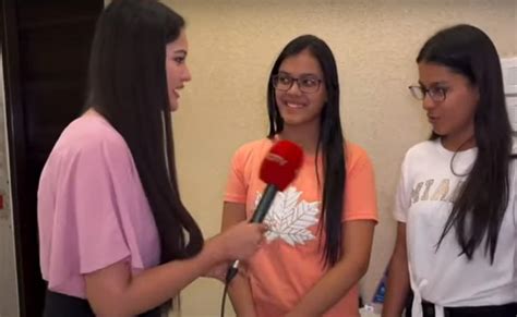 जुड़वा बहनों ने किया CA एग्जाम टॉप, परिवार के 6 में से 5 लोग हैं सीए ...