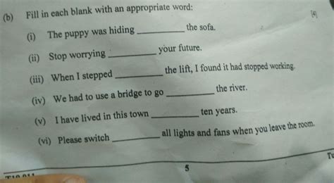 fill the preposition - Brainly.in