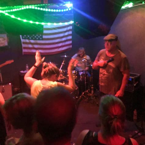 THE SANDPIPER LOUNGE (Laguna Beach) - Qué SABER antes de ir