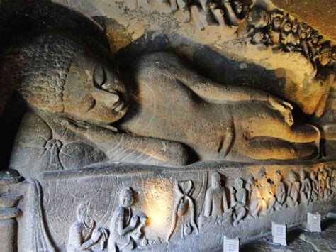 The Hindu sculptures in Ajanta caves are 3800 years old depicting the ...