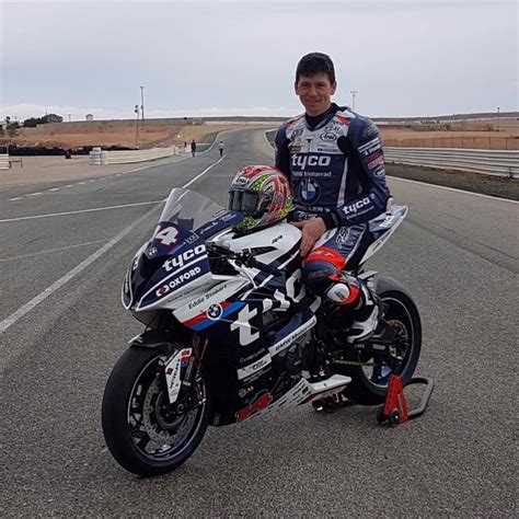 Motorcycle racer Dan Kneen killed in world's deadliest race | Fox News
