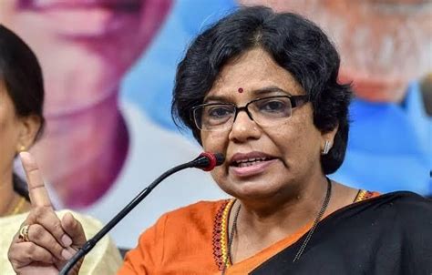 NCW chief arrives in Bengal, to visit refugee camps and riot-hit areas ...