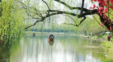 南京旅游必去十大景点推荐，求南京旅游景点排名前十，有哪些值得去